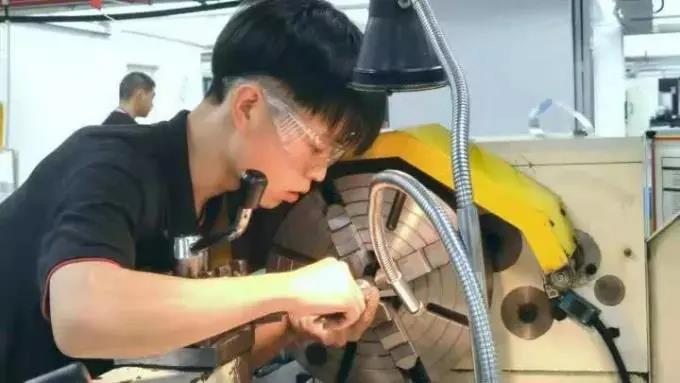 喜报！！！台州职业技术学院中德学院包揽前三！！！